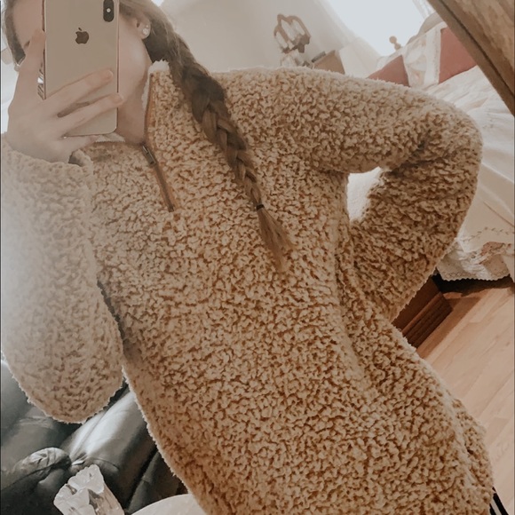 Love Tree Jackets & Blazers - Love Tree sherpa pull over